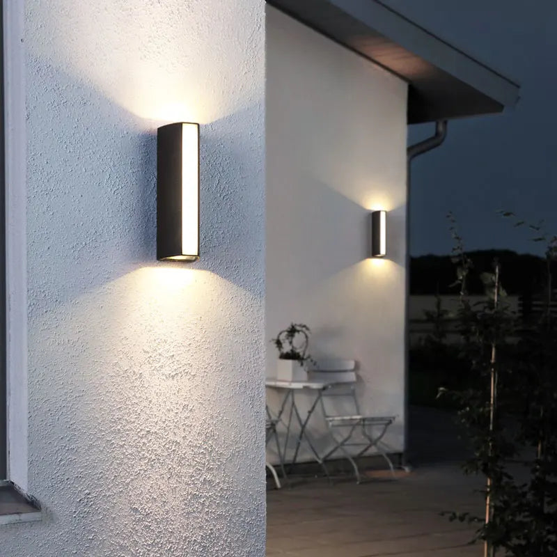Modern LED Wall Light Outdoor IP65 Waterproof Aluminum Black Wall Lamps Porch Garden Villa Lamps 4W 110V 220V Sconce Luminaire